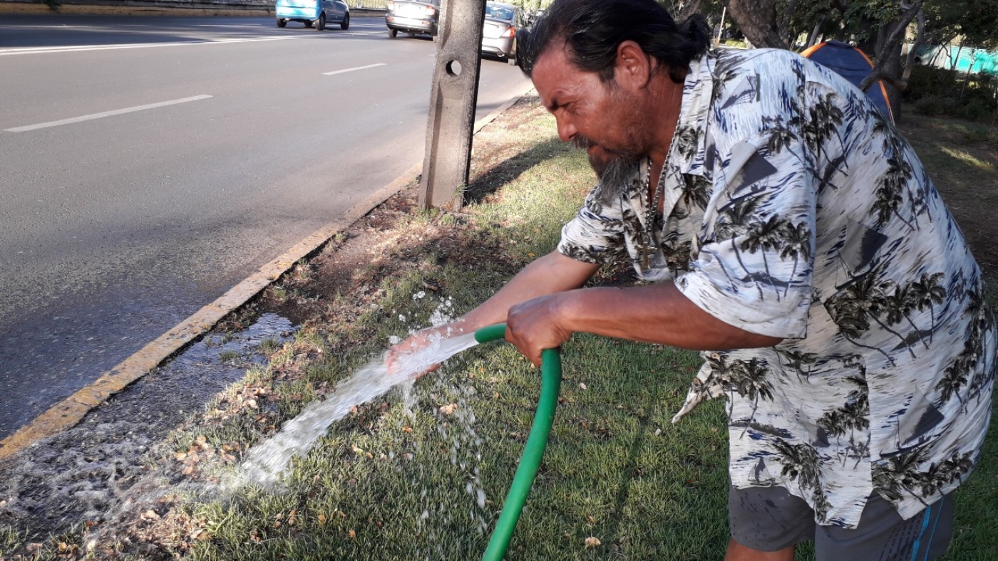 juan_hogar_de_cristo_tips_para_ayudar_a_una_persona_en_situacion_de_calle_durante_esta_ola_de_calor